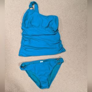 Old Navy Tankini (Size Large)